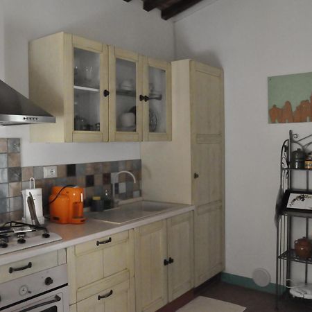 Casa Vacanze "Nonna Vela" Petroio Exterior photo