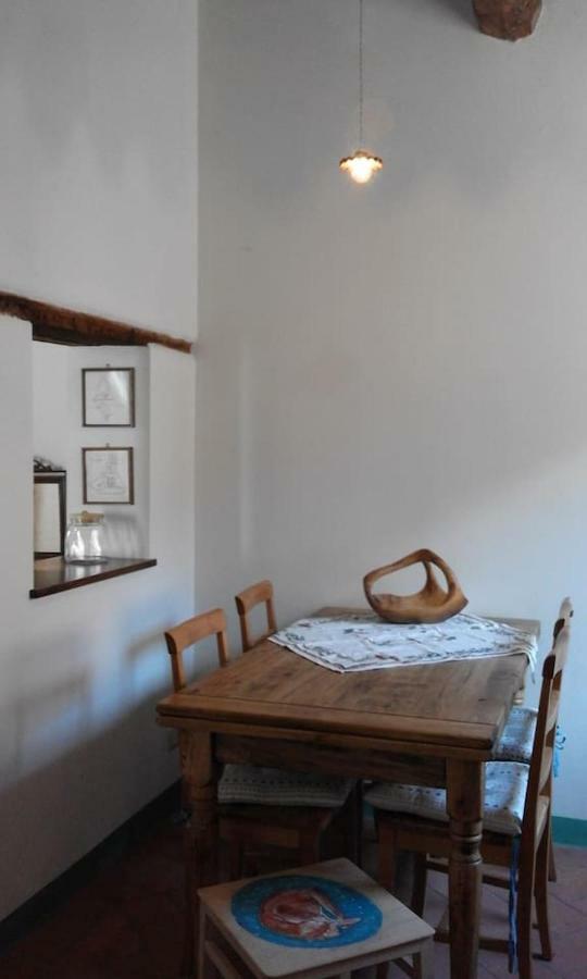 Casa Vacanze "Nonna Vela" Petroio Exterior photo